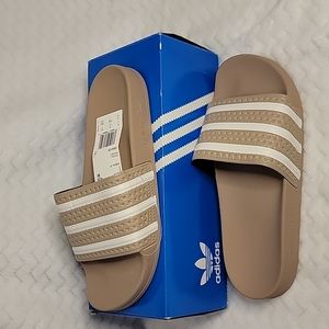 Adidas ADILETTE SLIDES NWT